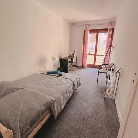 Cool And Big Room In Krakow Exterior photo