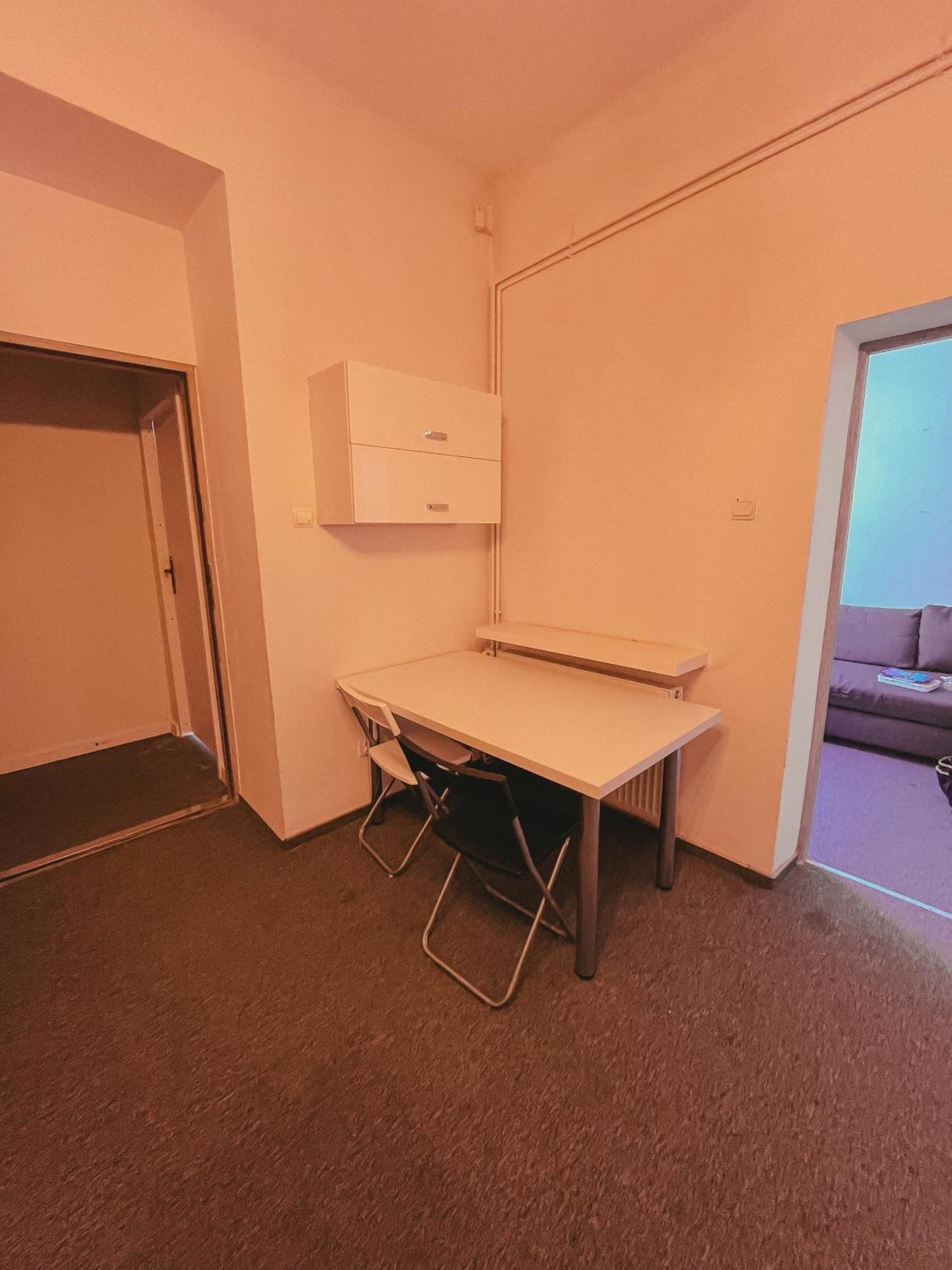 Cool And Big In Homestay